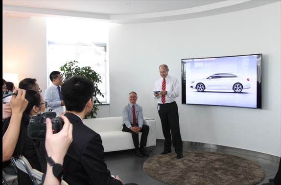 巴斯特的极致天窗工艺新葡京网上赌场遇见伟(图14)