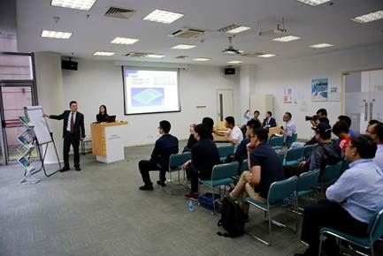 巴斯特的极致天窗工艺新葡京网上赌场遇见伟(图15)