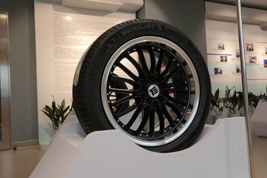 巴斯特的极致天窗工艺新葡京网上赌场遇见伟(图34)